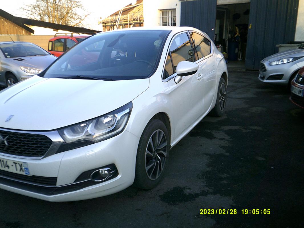 DS DS 4 - 1.6l hdi 120cv so chic